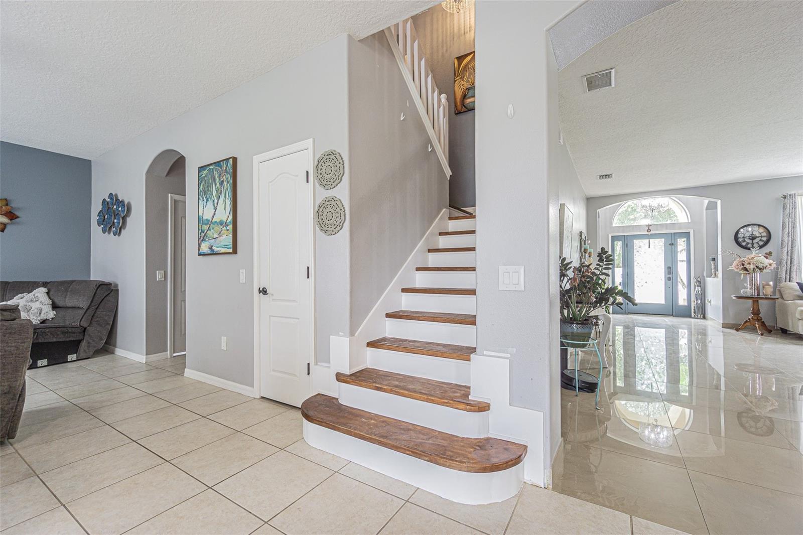 Image 26 of 66 For 10427 Lucaya Drive