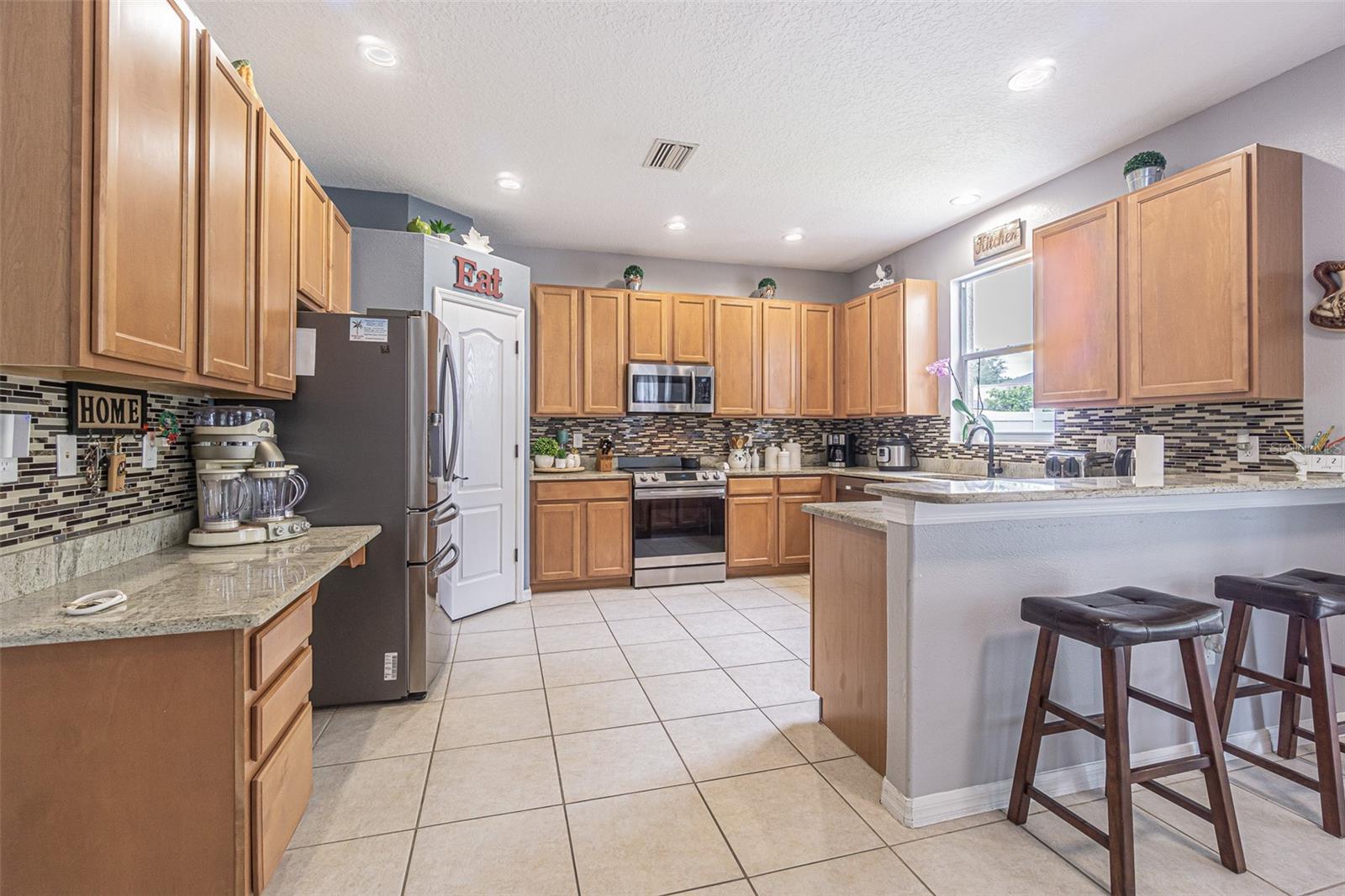 Image 4 of 66 For 10427 Lucaya Drive