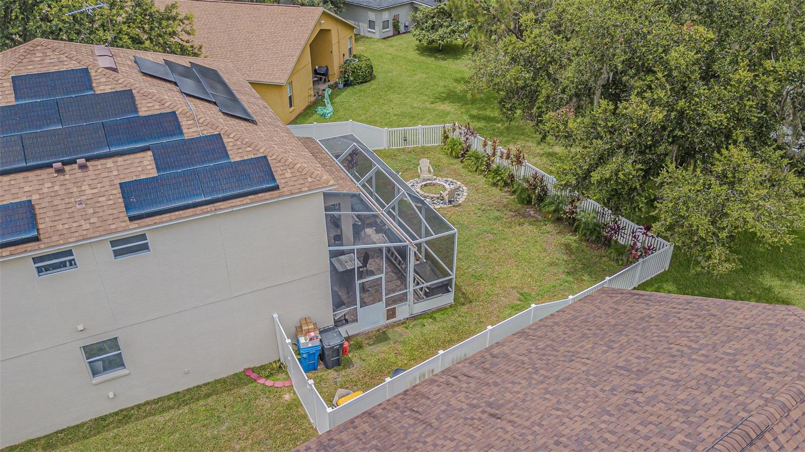Image 40 of 66 For 10427 Lucaya Drive