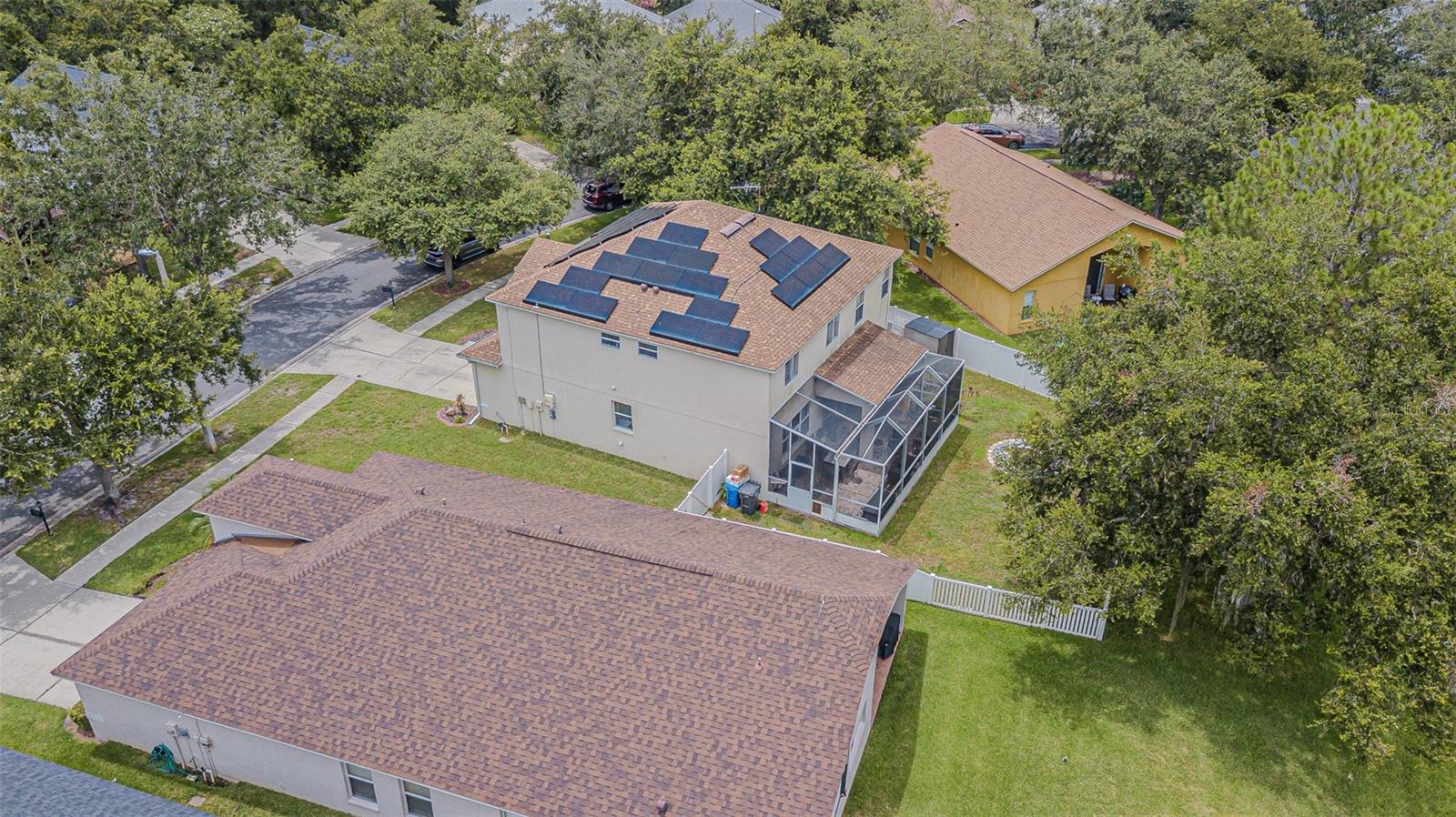 Image 51 of 66 For 10427 Lucaya Drive