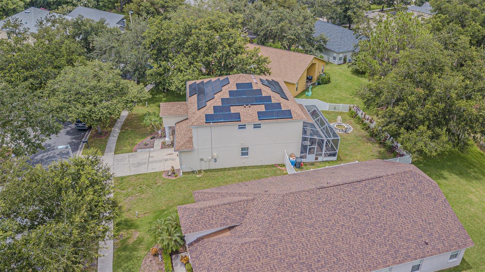 Image 52 of 66 For 10427 Lucaya Drive