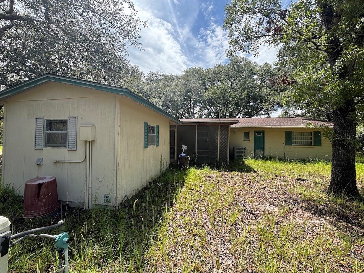Image 4 of 31 For 15899 132nd Court