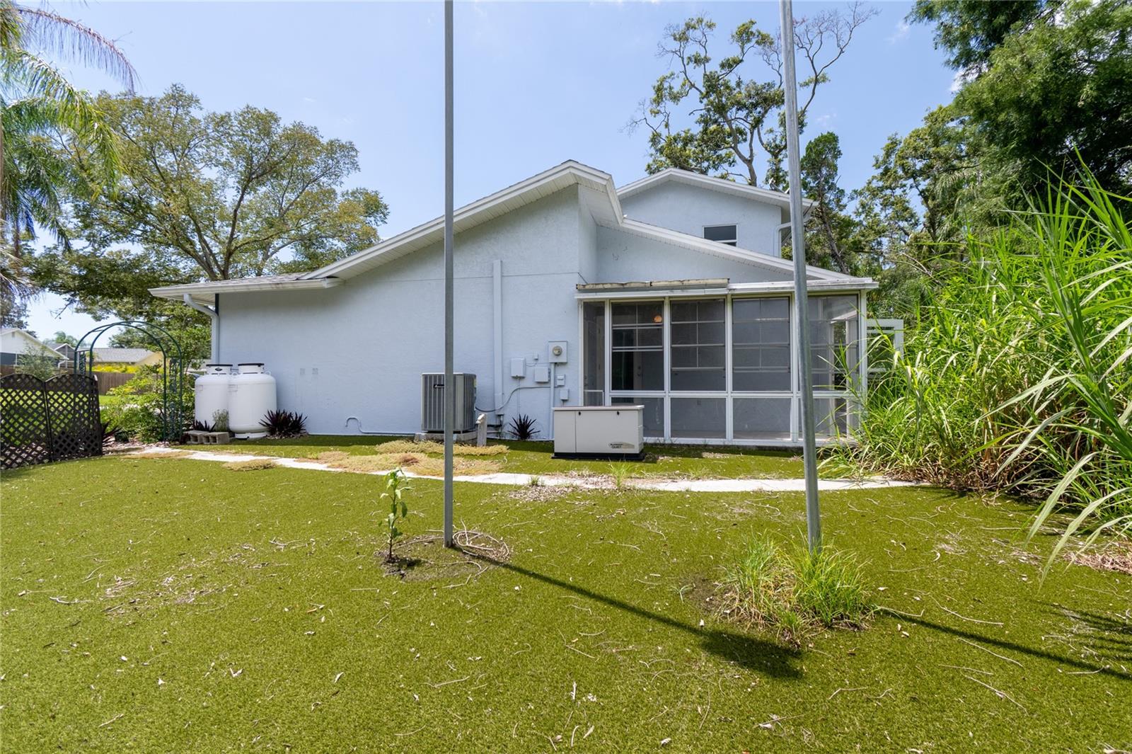Image 11 of 74 For 4127 Mallard Drive