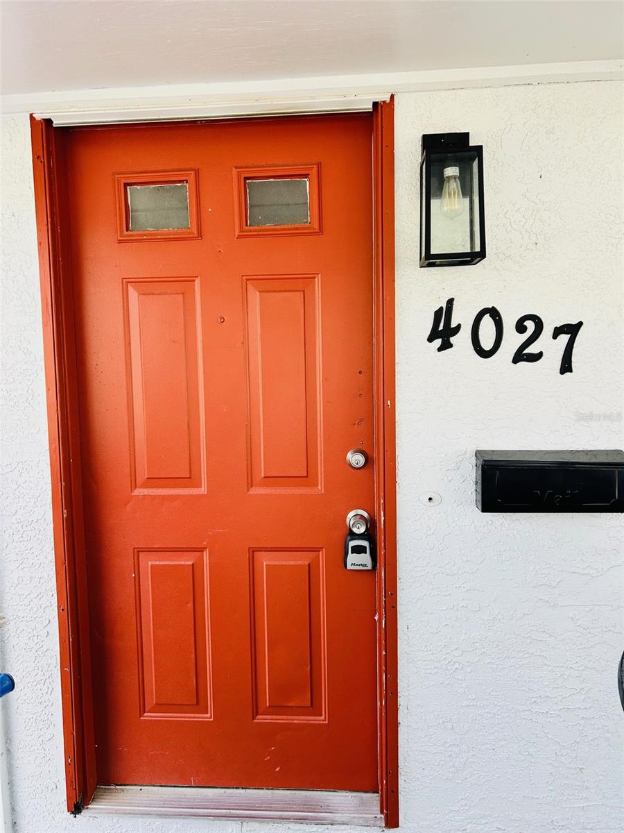 Image 2 of 15 For 4027 Huntington Street Ne