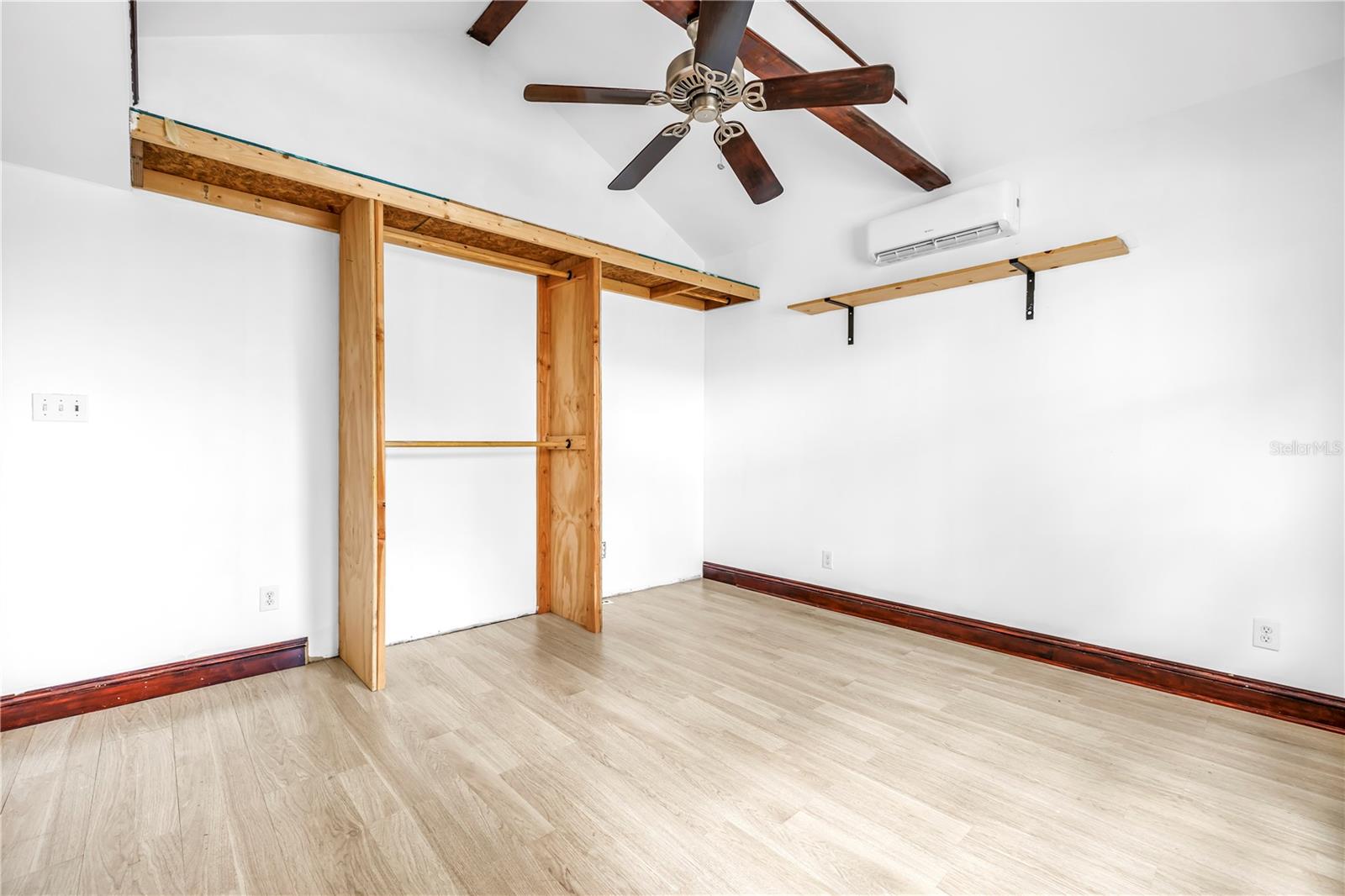 Image 34 of 42 For 4211 27th Avenue N