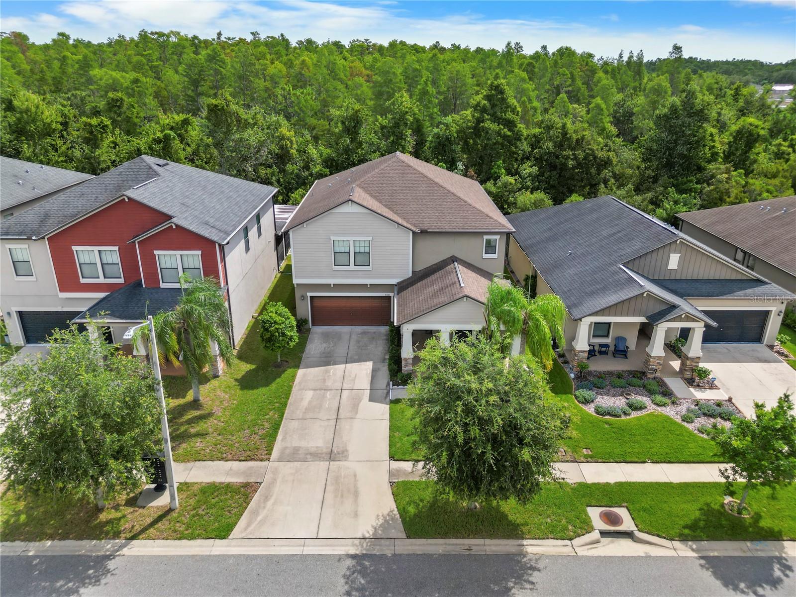 Listing photo id 7 for 4350 Shrewbury Place