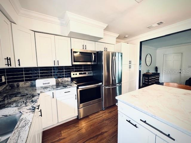 Image 11 of 46 For 1591 Druid Road E