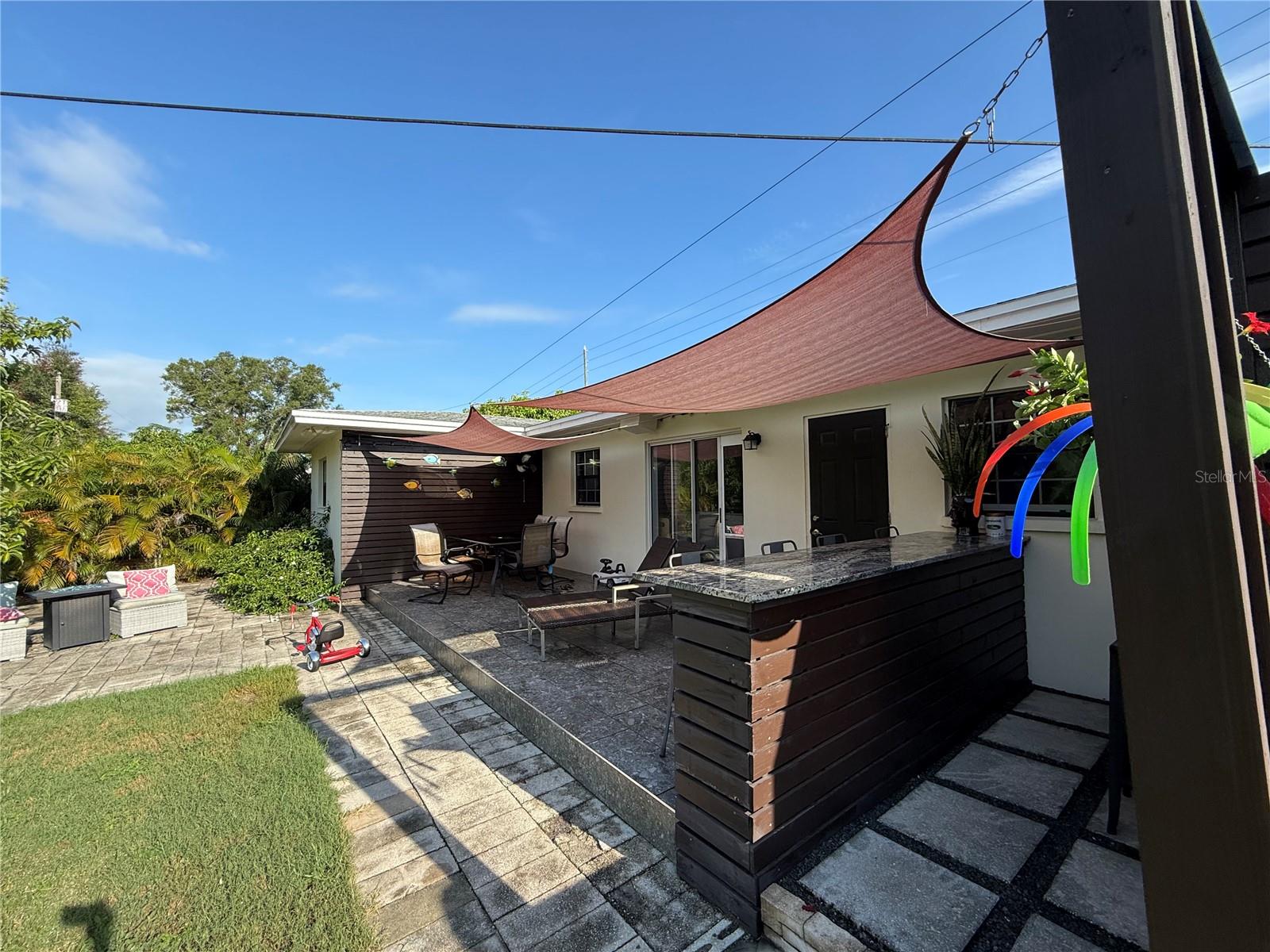 Image 23 of 46 For 1591 Druid Road E