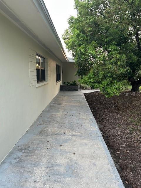 Image 45 of 46 For 1591 Druid Road E