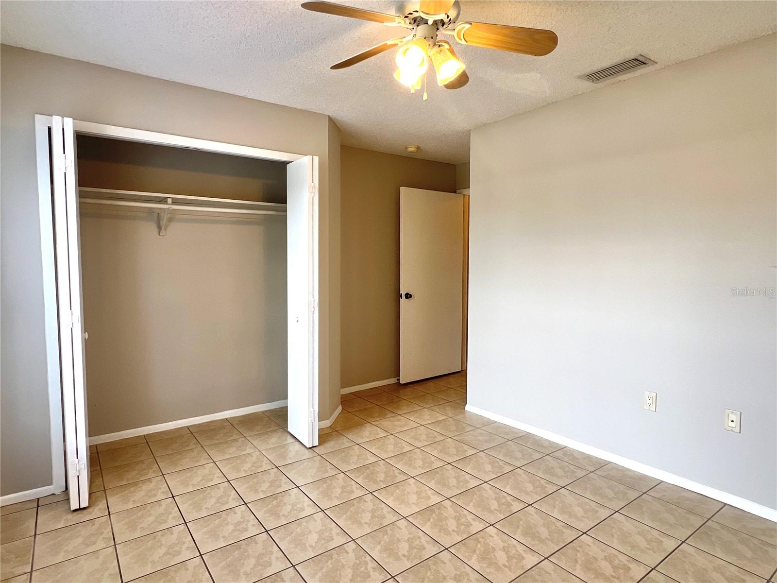 Image 6 of 22 For 1310 Lakehurst Way