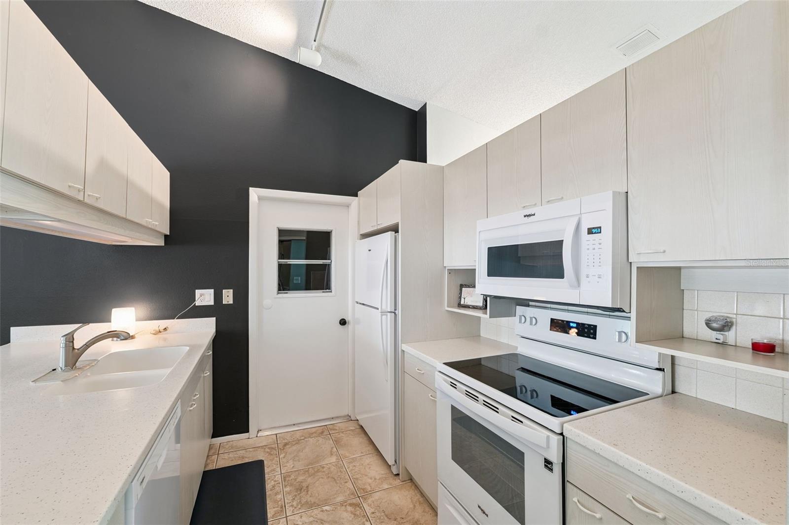 Image 8 of 24 For 1497 Heather Ridge Boulevard