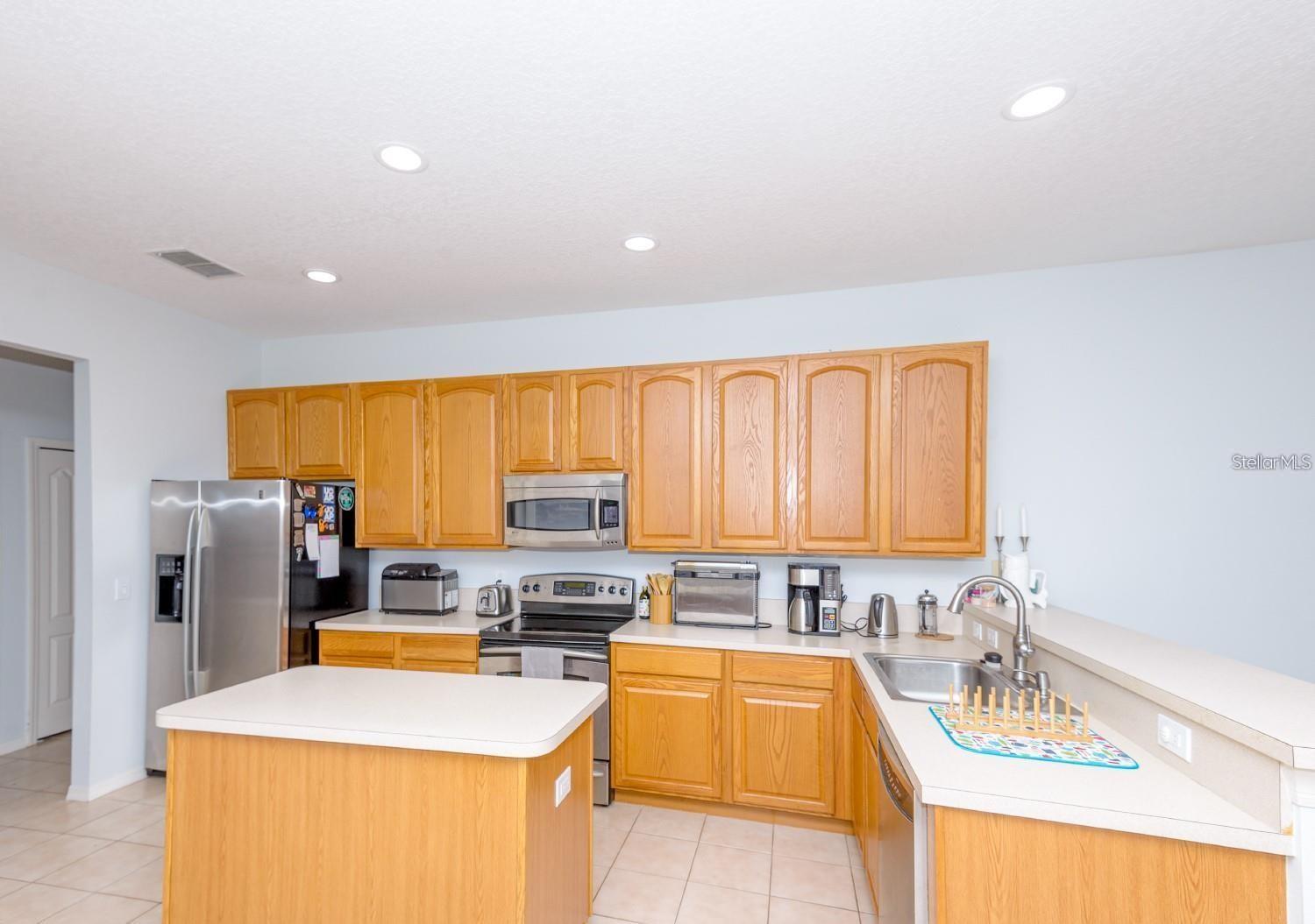 Image 8 of 27 For 18708 Chopin Drive