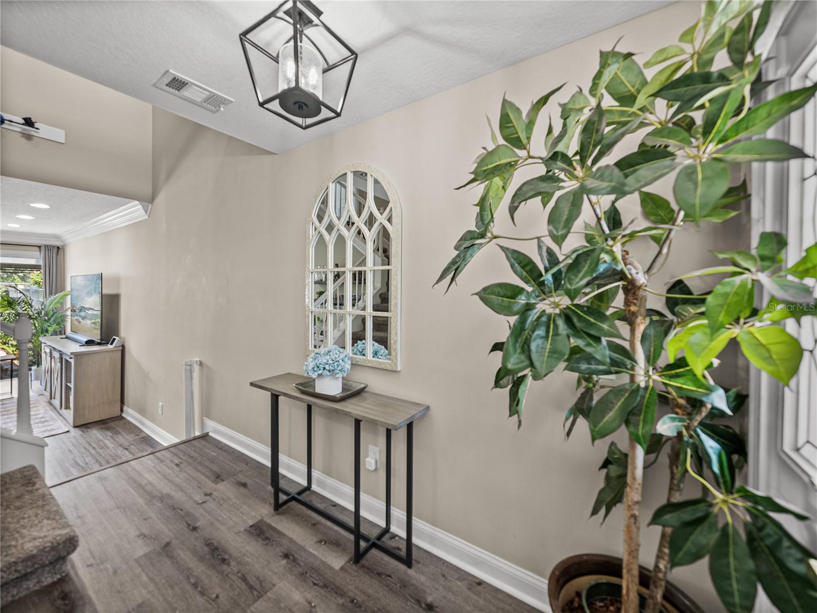 Image 2 of 29 For 2525 Maryland Avenue B