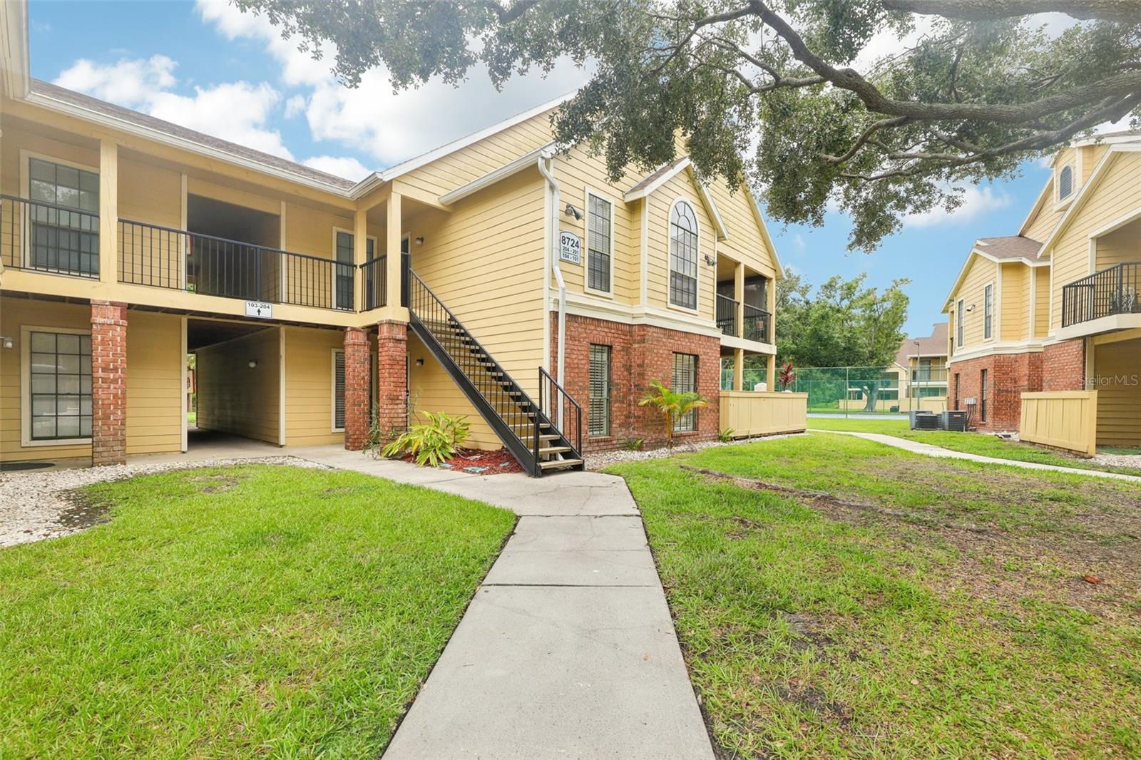 Image 3 of 38 For 8724 Mallard Reserve Drive 101