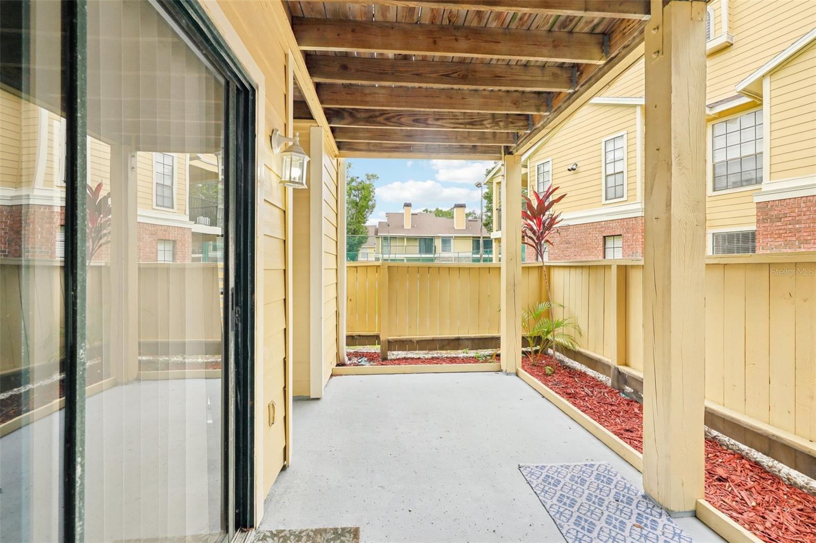 Image 33 of 38 For 8724 Mallard Reserve Drive 101
