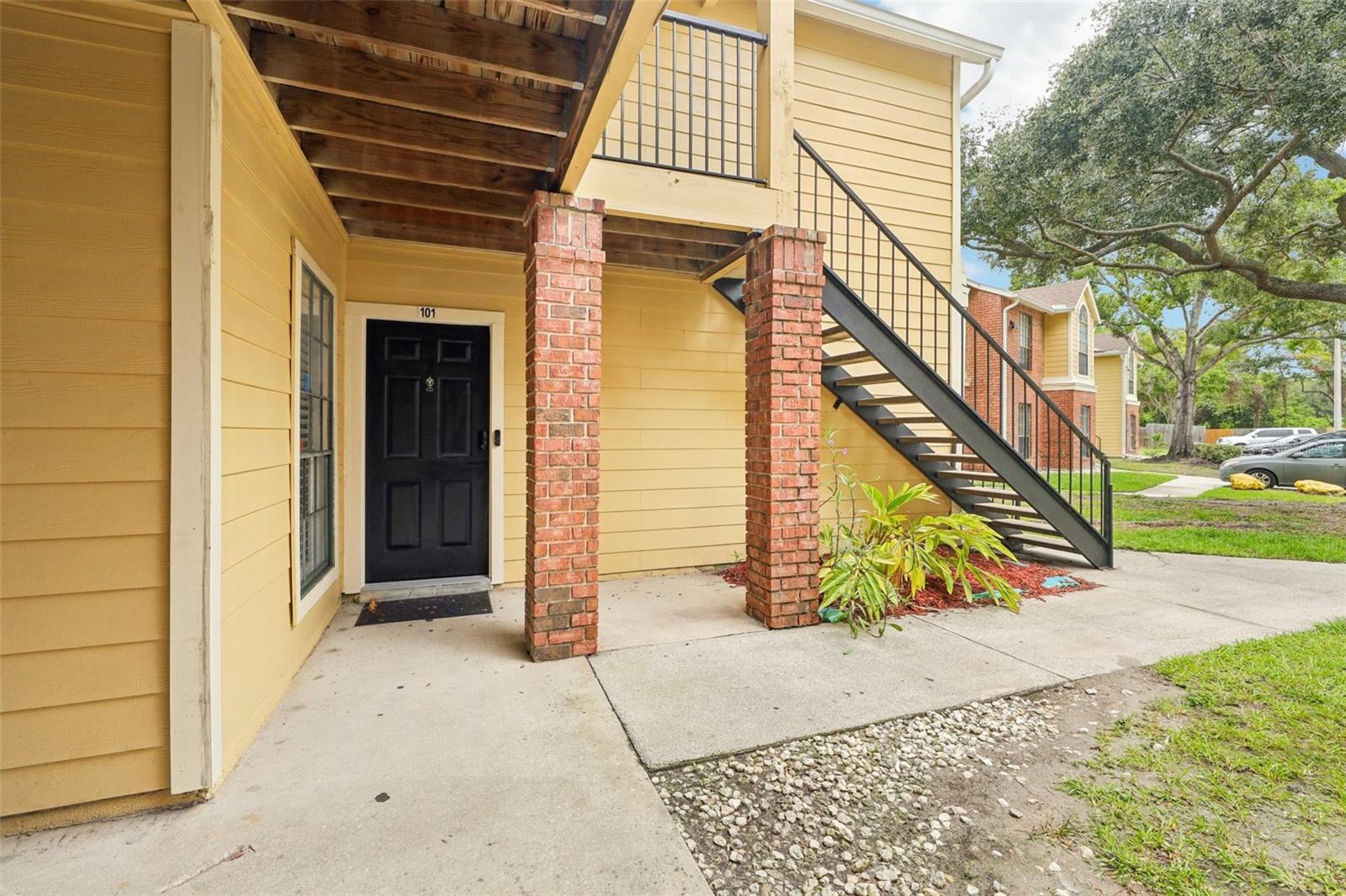 Image 4 of 38 For 8724 Mallard Reserve Drive 101