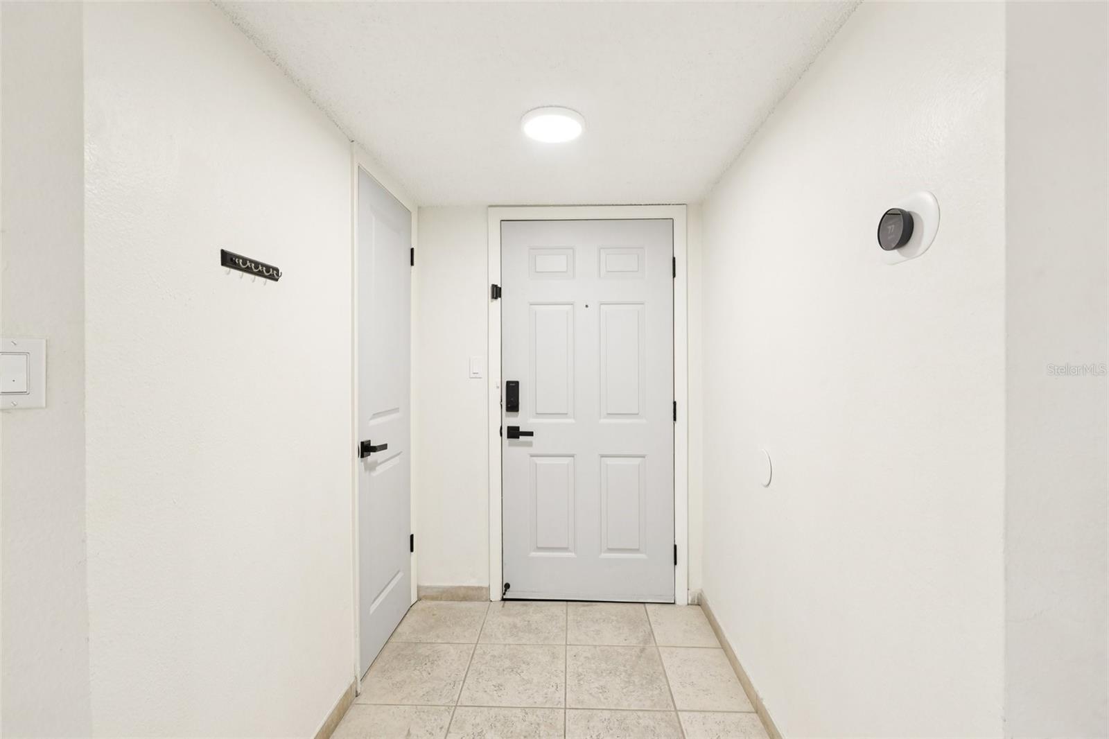 Image 6 of 38 For 8724 Mallard Reserve Drive 101