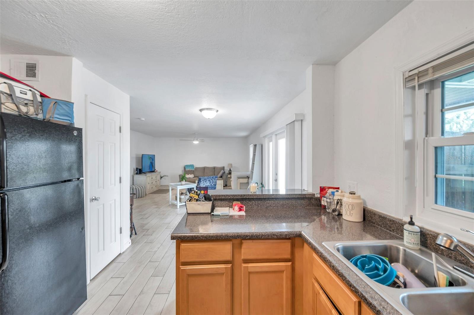 Image 13 of 51 For 121 Seahorse Drive Se A