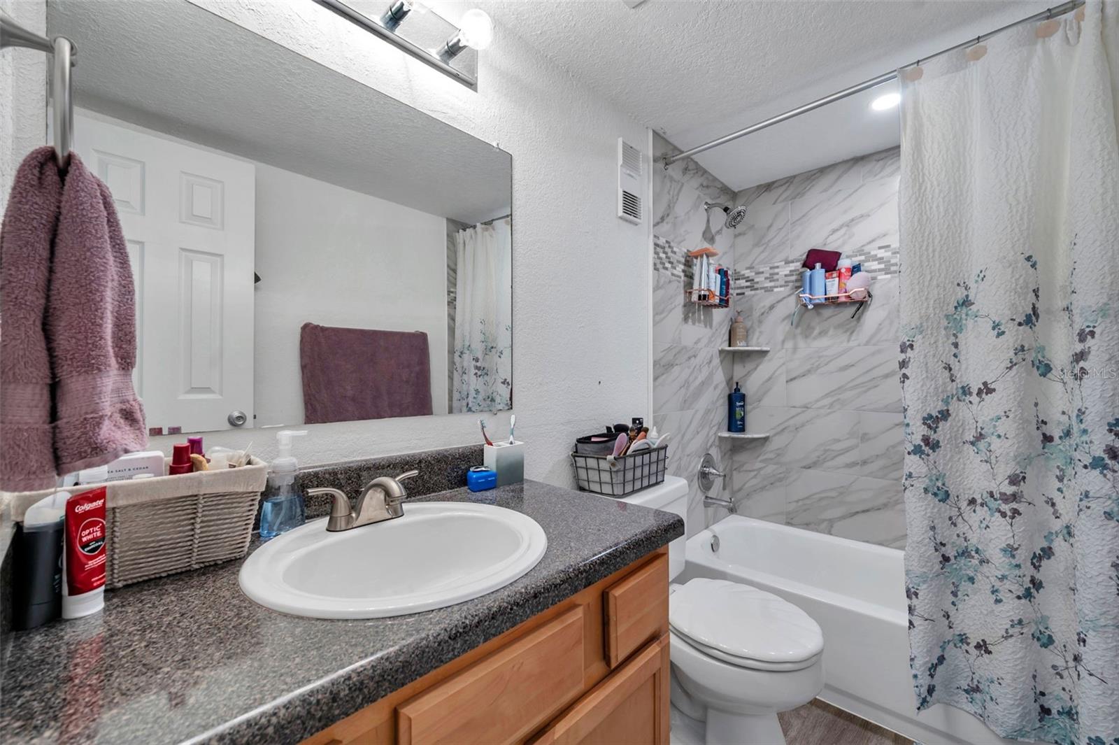 Image 23 of 51 For 121 Seahorse Drive Se A