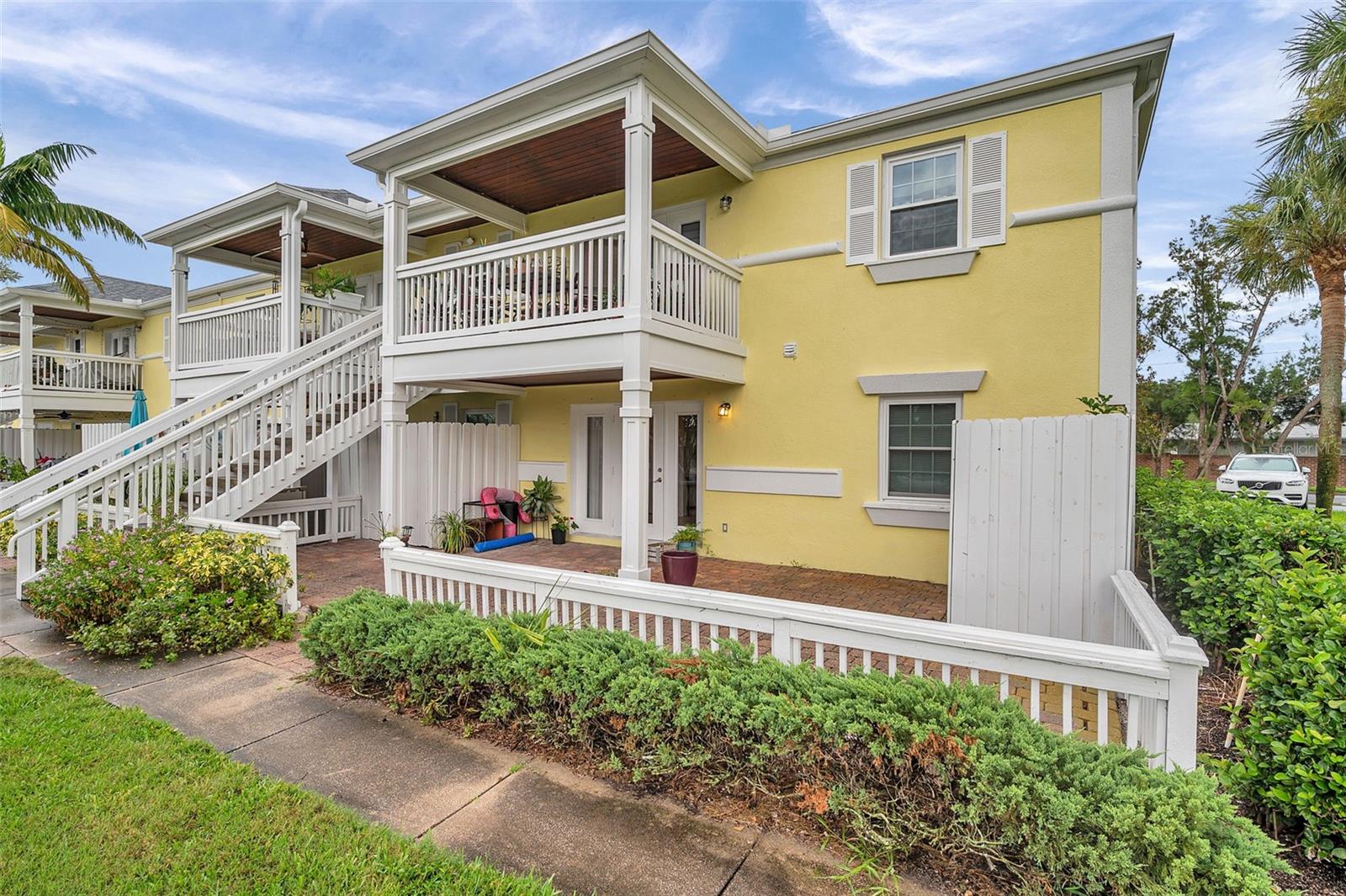Image 31 of 51 For 121 Seahorse Drive Se A