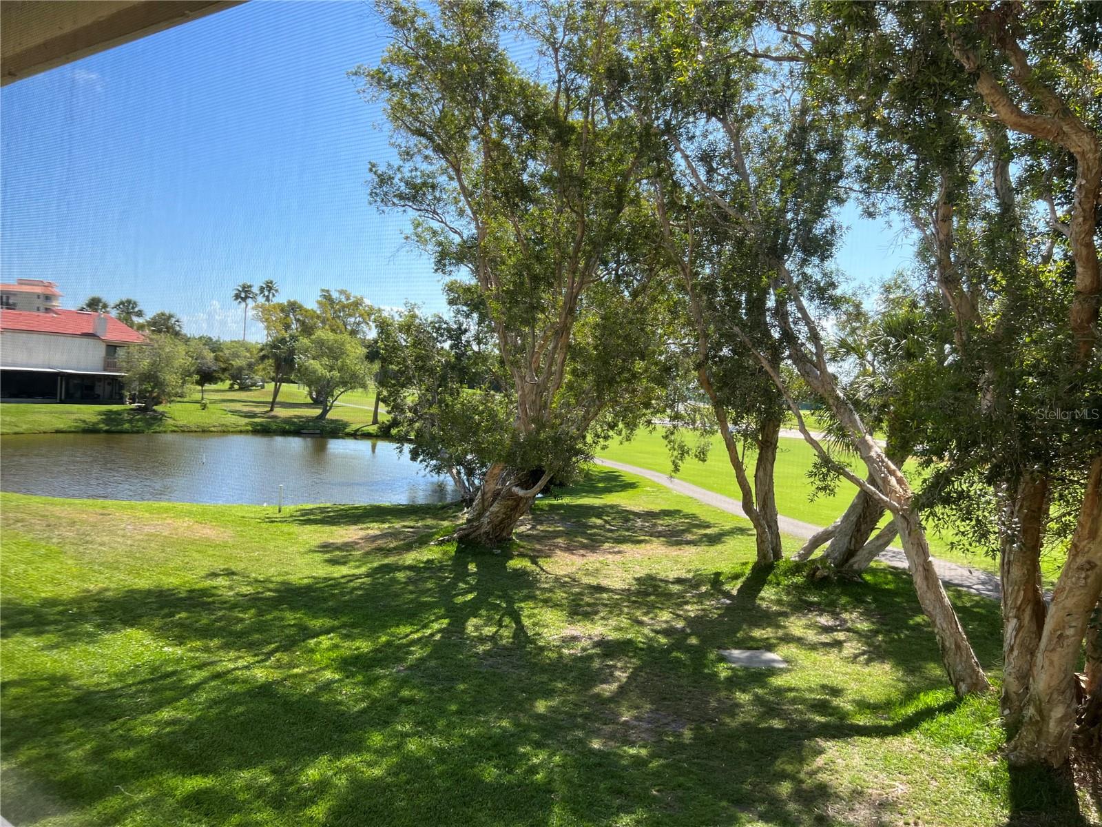 Image 26 of 47 For 6180 Sun Boulevard 208