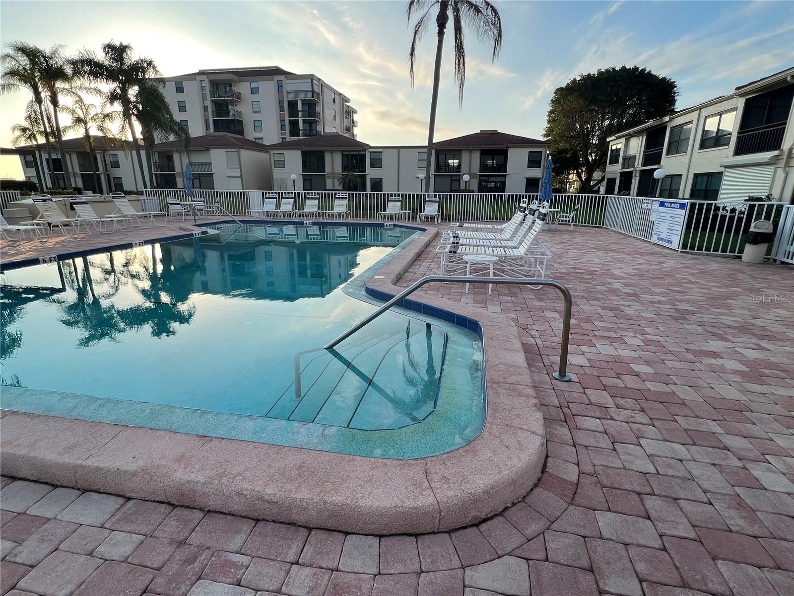 Image 41 of 47 For 6180 Sun Boulevard 208