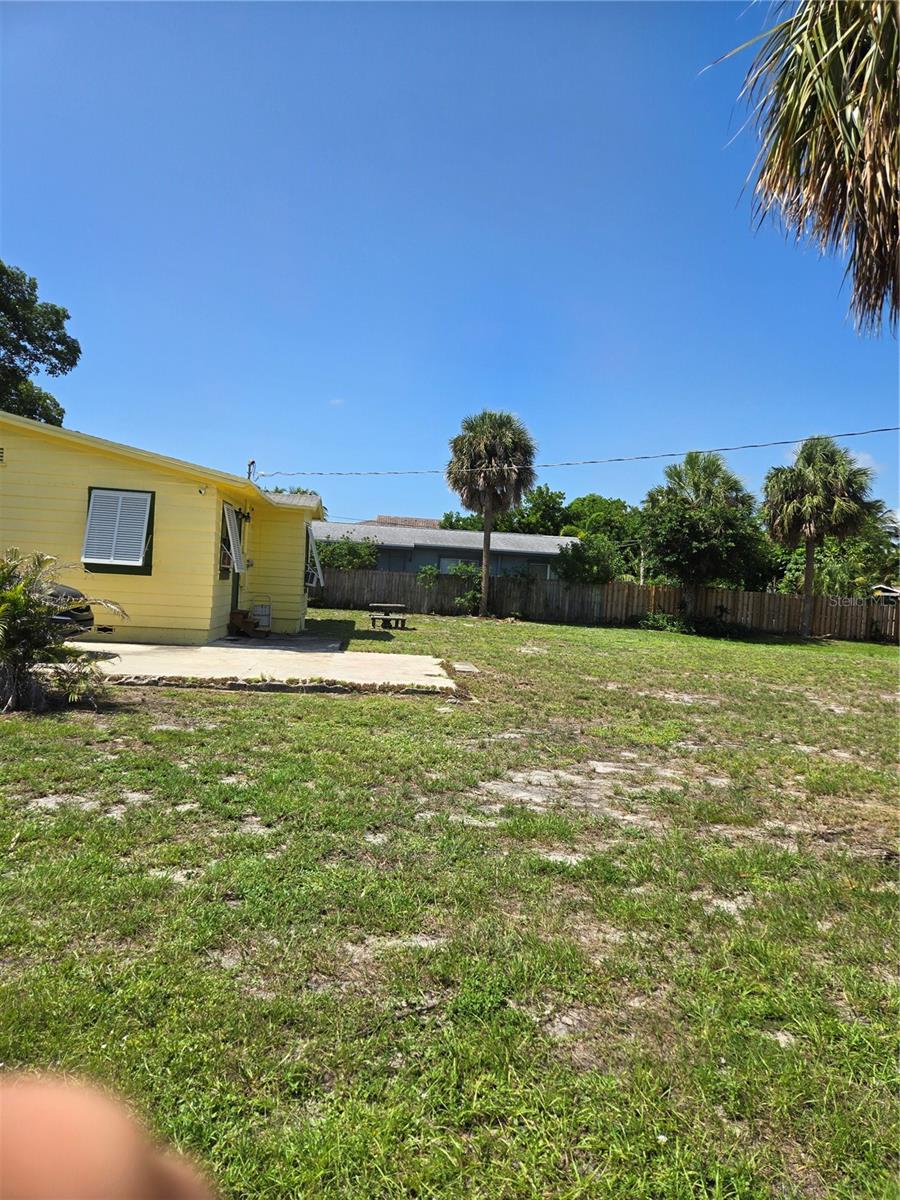 Image 2 of 3 For 239 18th Avenue