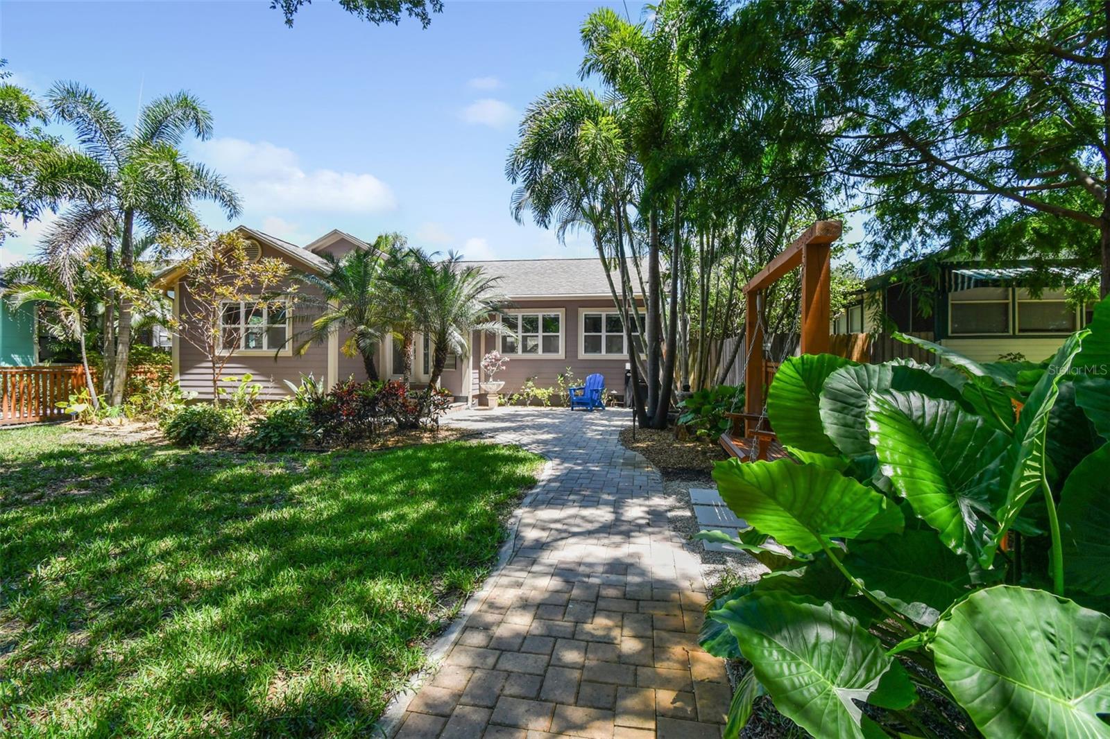 Image 15 of 72 For 2421 7th Avenue N