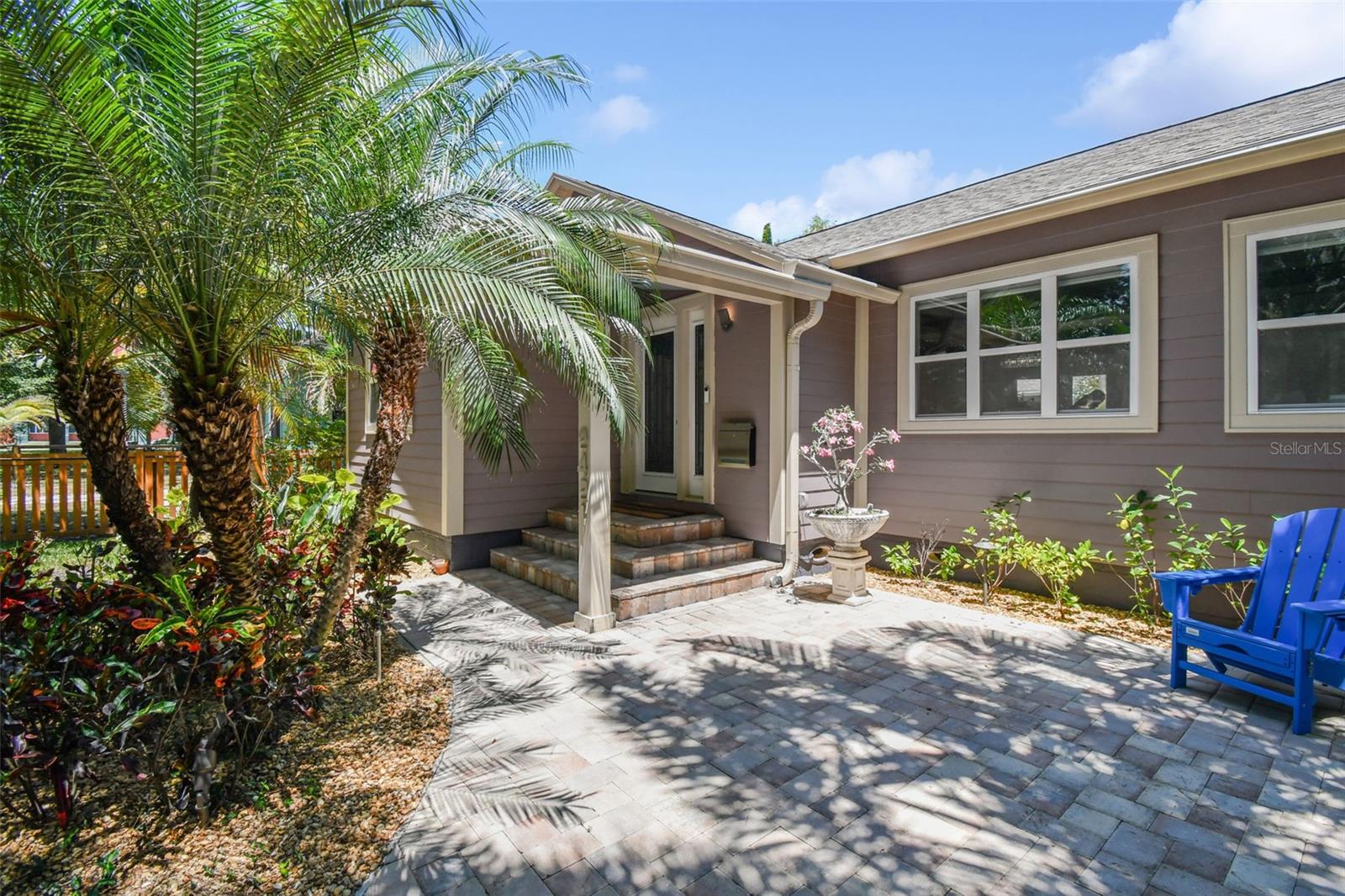 Image 19 of 72 For 2421 7th Avenue N