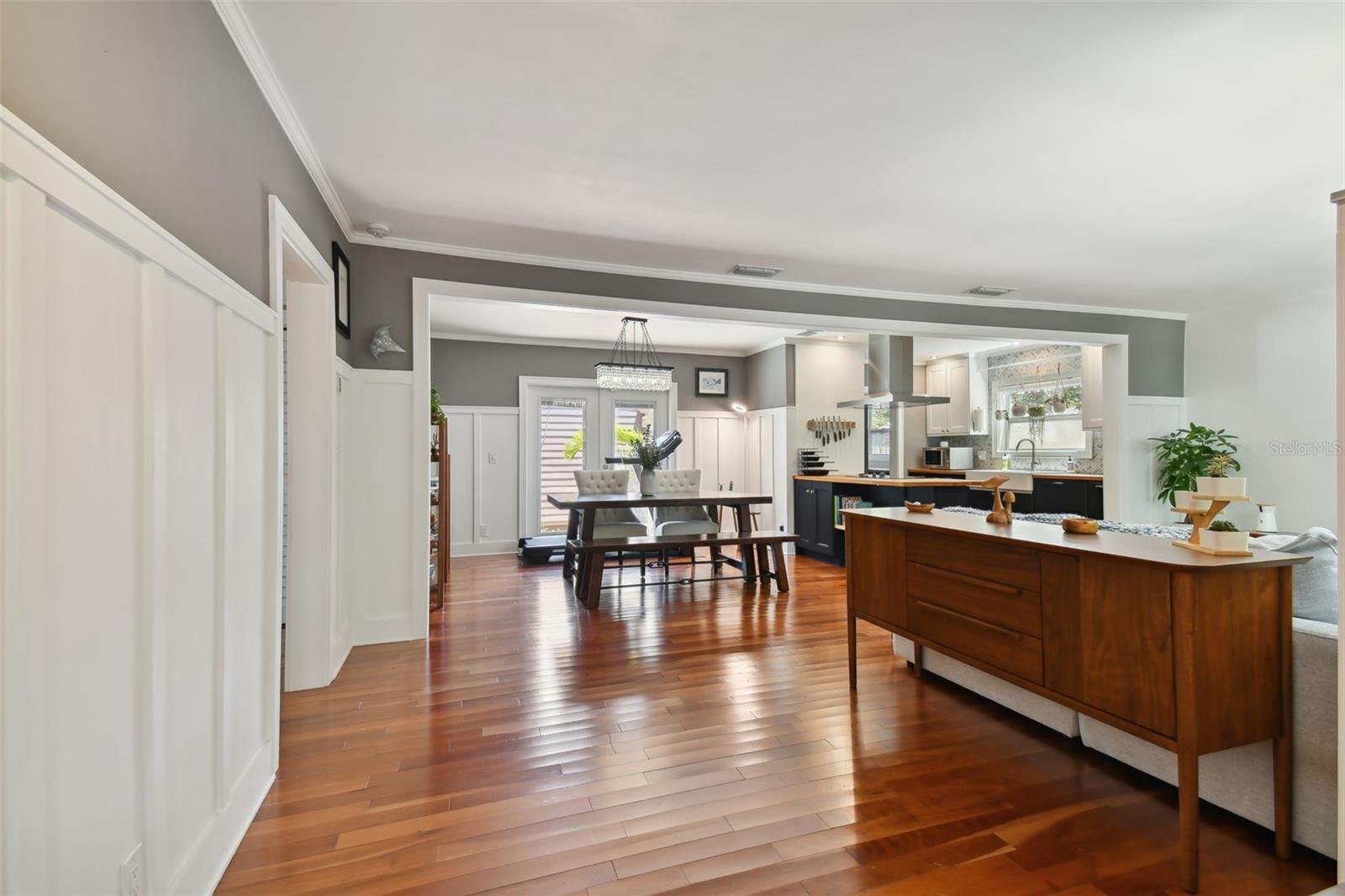 Image 26 of 72 For 2421 7th Avenue N