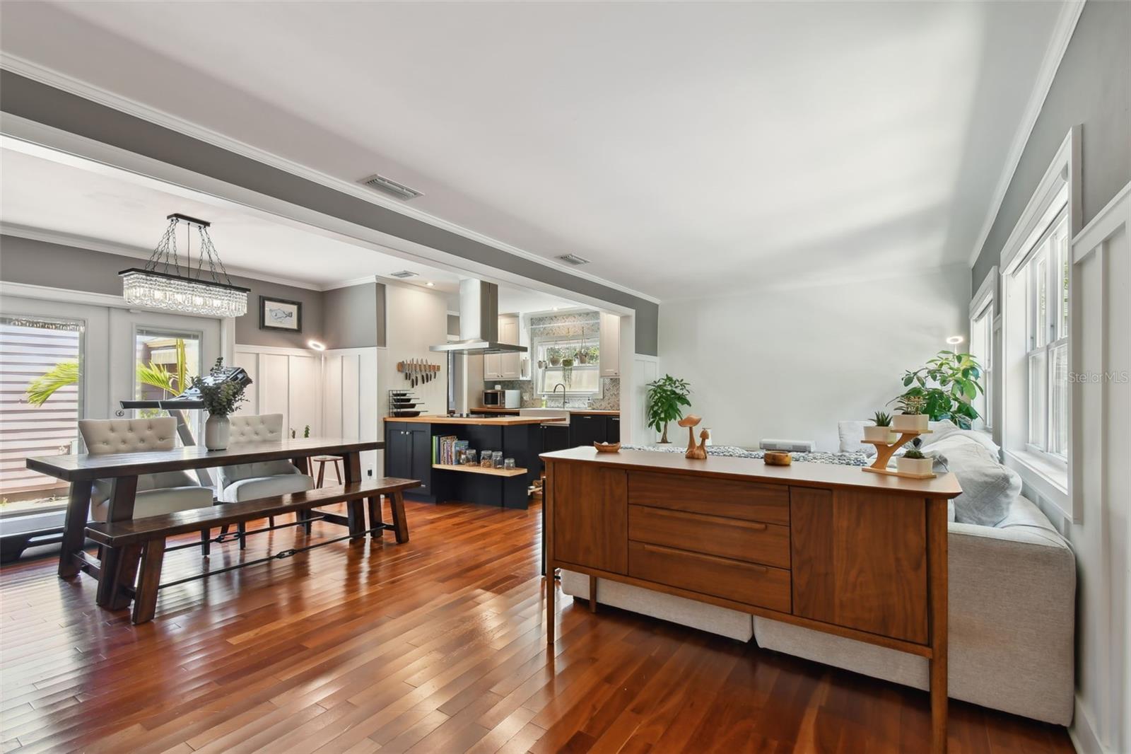 Image 27 of 72 For 2421 7th Avenue N