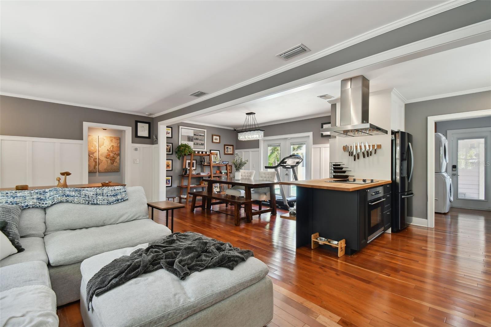 Image 30 of 72 For 2421 7th Avenue N