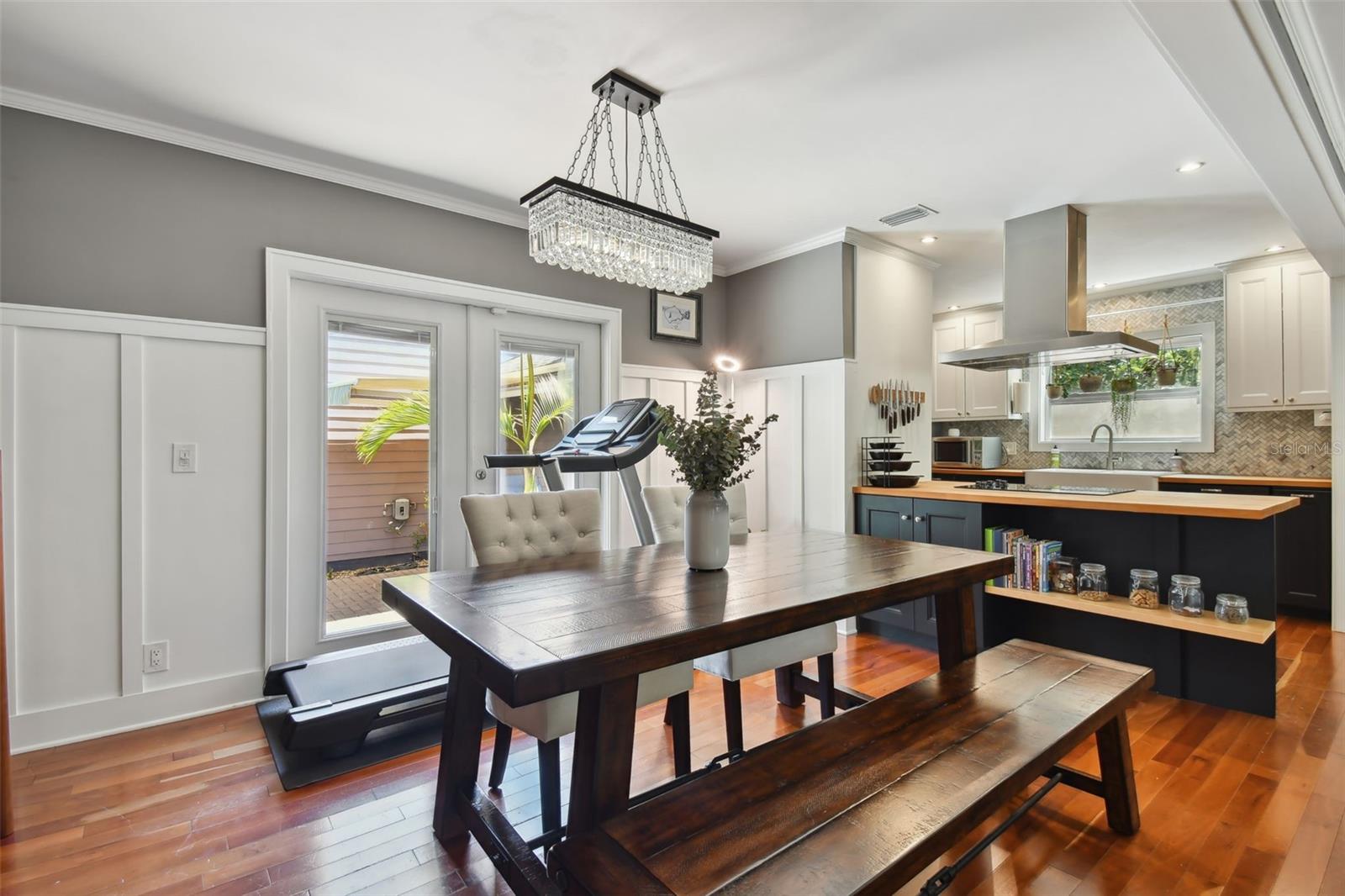 Image 41 of 72 For 2421 7th Avenue N