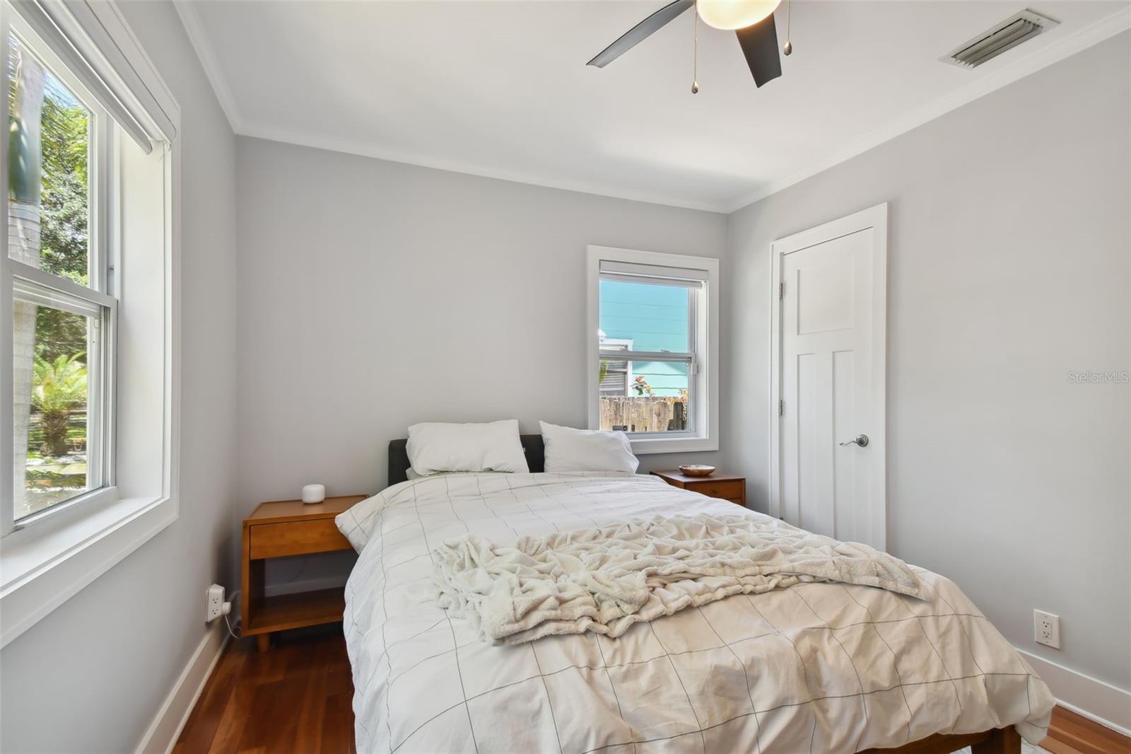 Image 55 of 72 For 2421 7th Avenue N