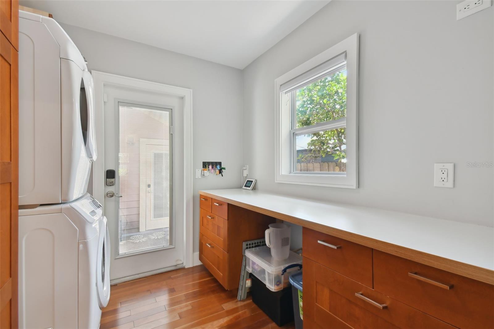 Image 57 of 72 For 2421 7th Avenue N