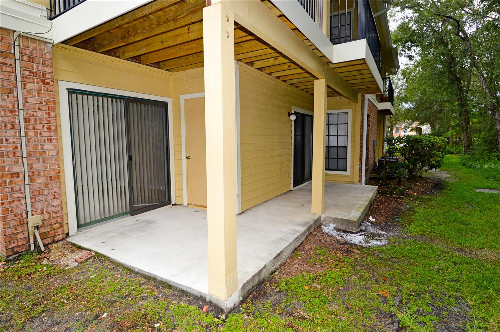 Image 39 of 87 For 8630 Mallard Reserve Drive 103
