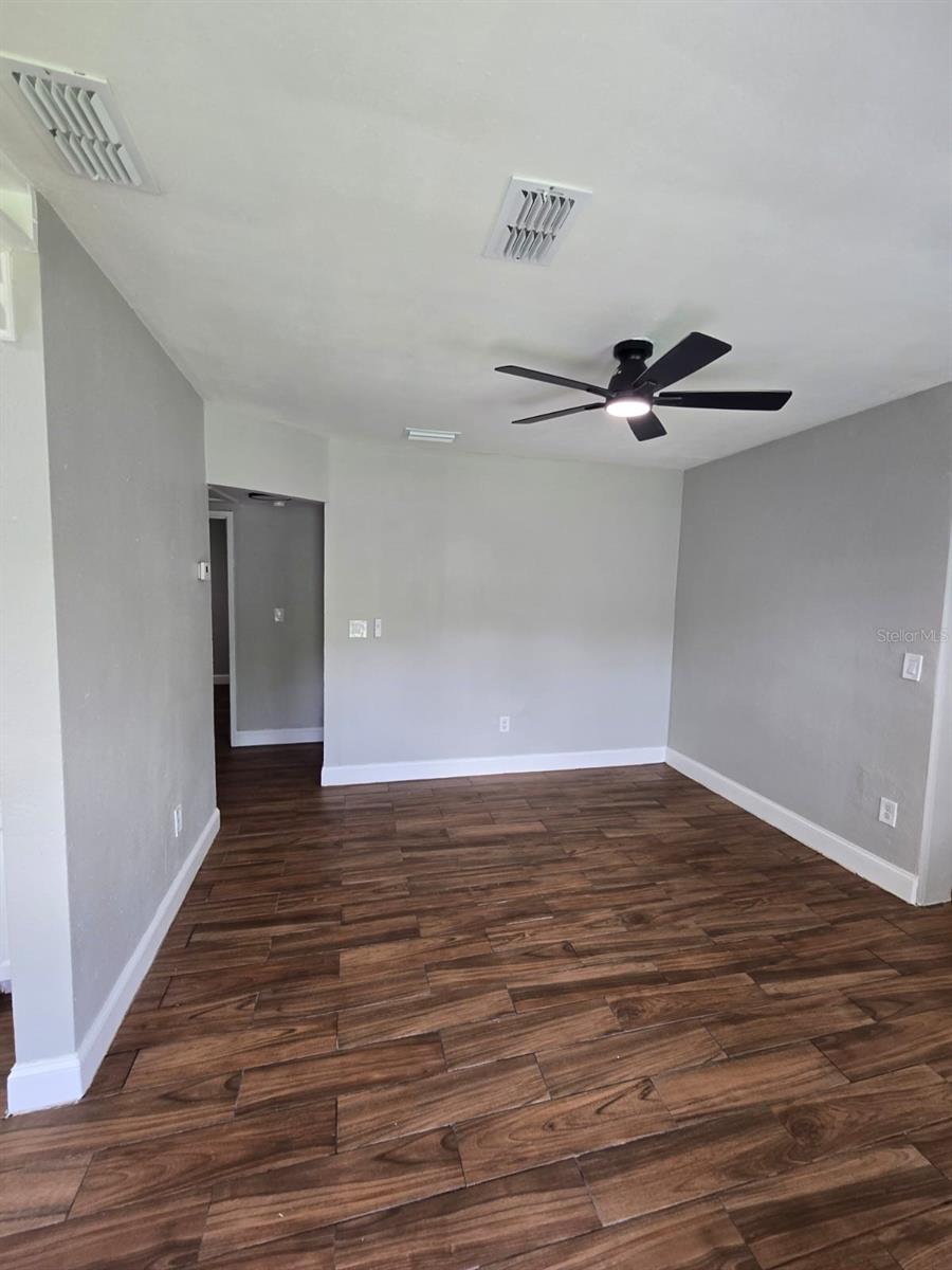 Image 3 of 23 For 1214 Dewey Avenue