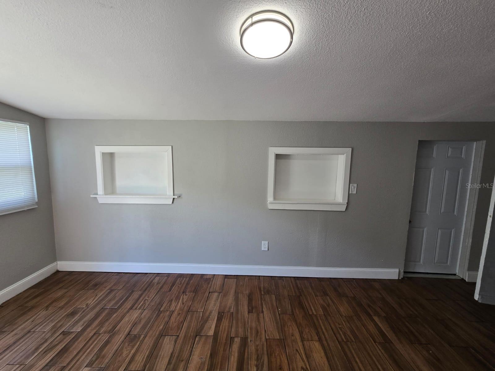 Image 4 of 23 For 1214 Dewey Avenue