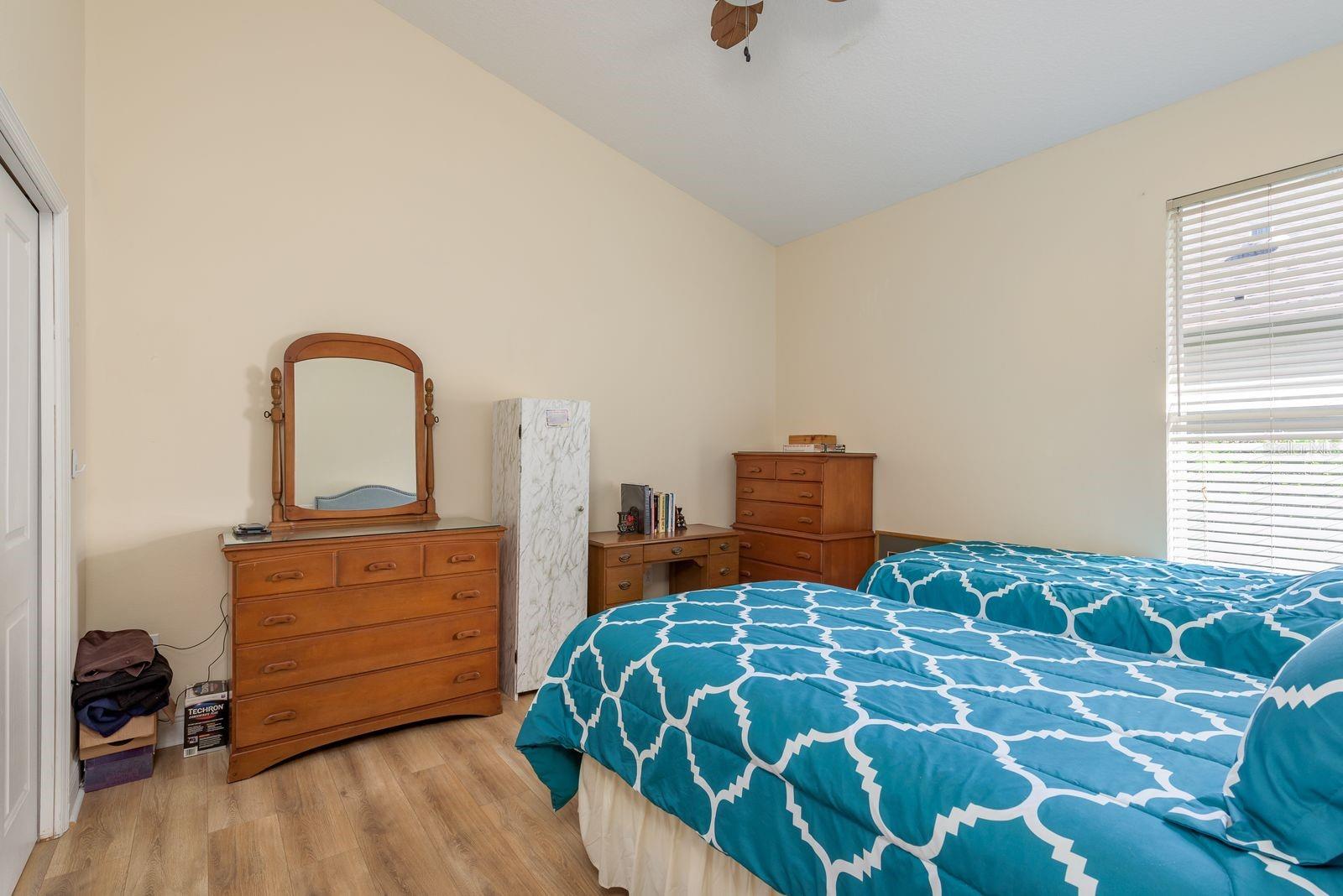 Listing photo id 28 for 16722 Ivy Lake Drive