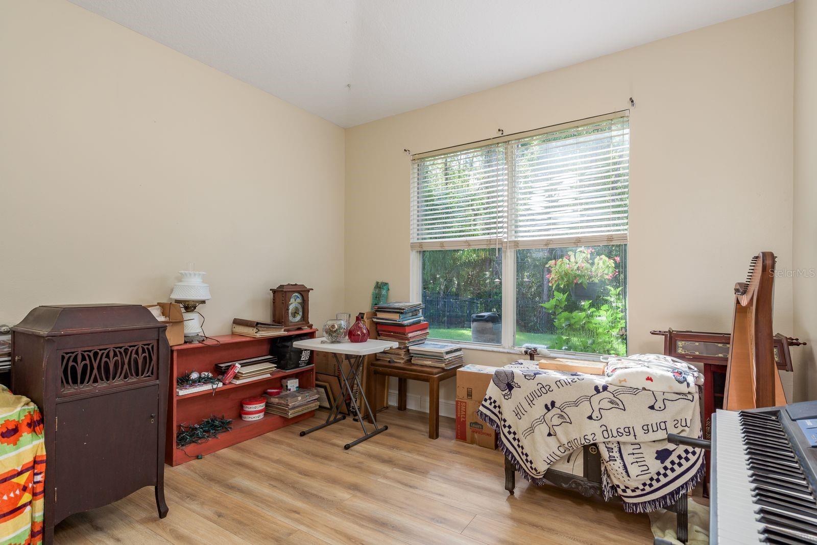 Listing photo id 30 for 16722 Ivy Lake Drive