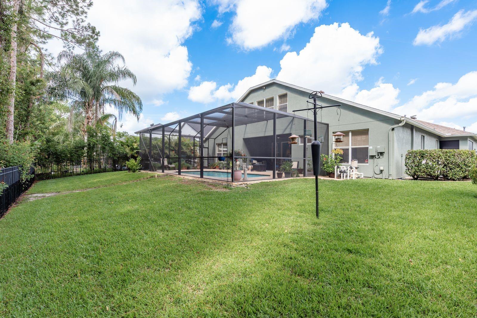 Listing photo id 46 for 16722 Ivy Lake Drive