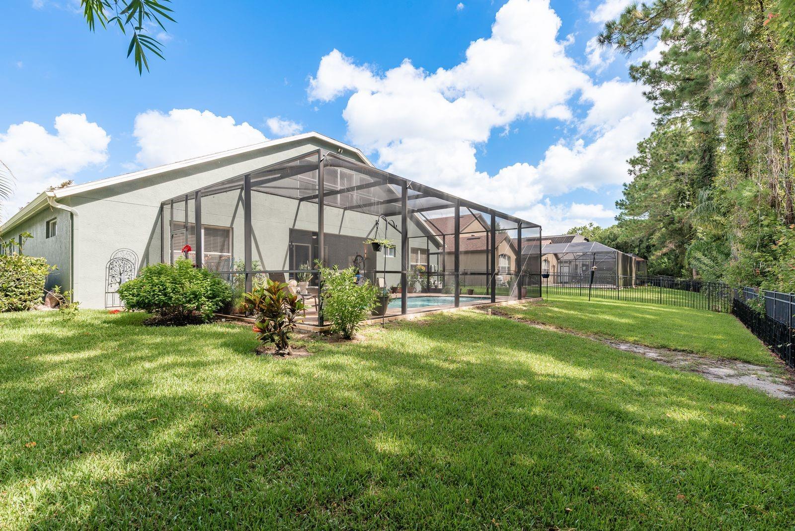 Listing photo id 47 for 16722 Ivy Lake Drive