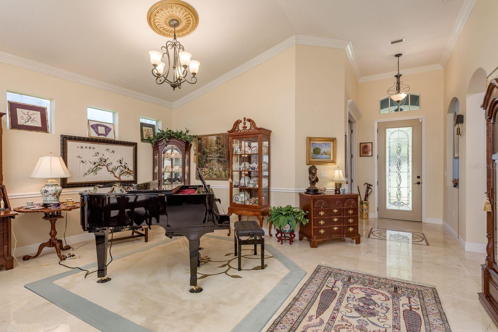 Listing photo id 6 for 16722 Ivy Lake Drive