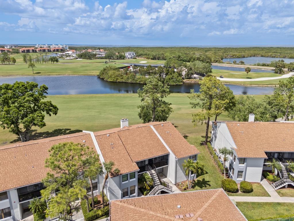 Image 33 of 49 For 2017 Skimmer Court W 416