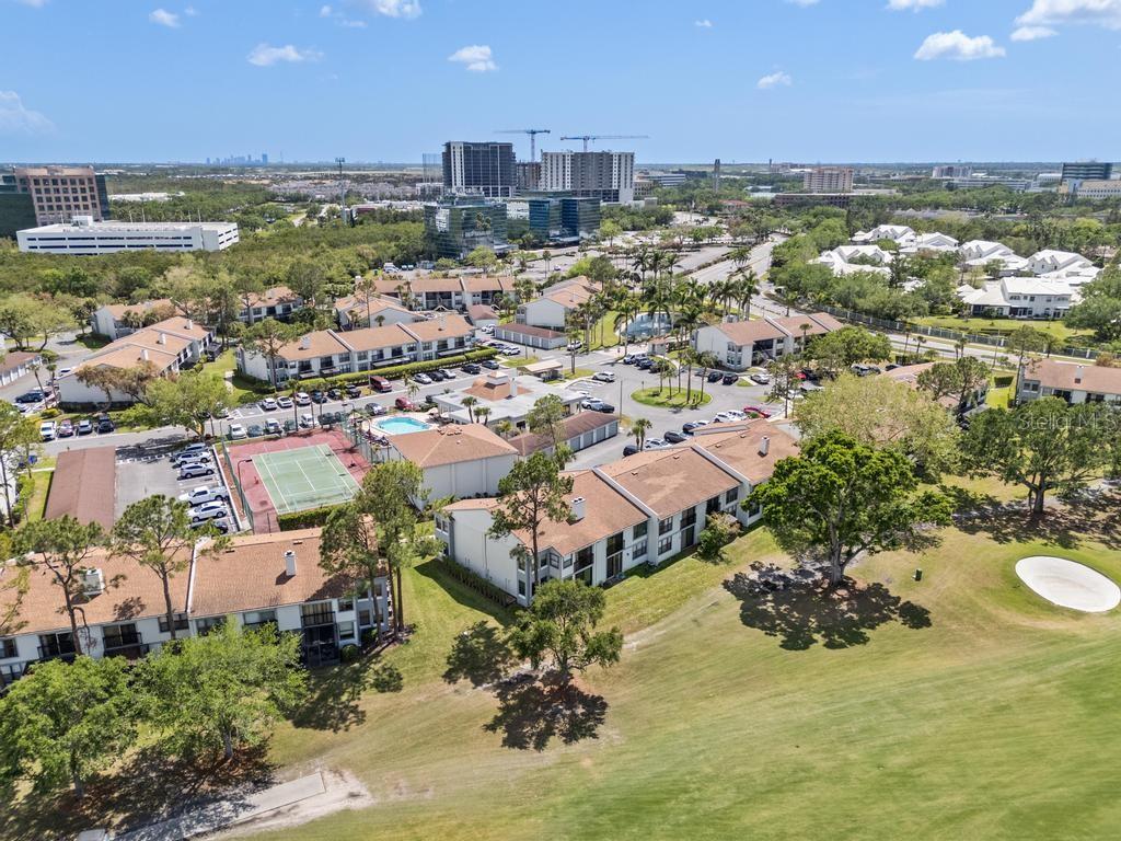 Image 42 of 49 For 2017 Skimmer Court W 416
