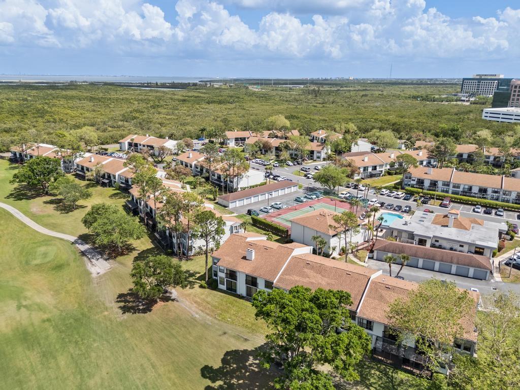 Image 46 of 49 For 2017 Skimmer Court W 416