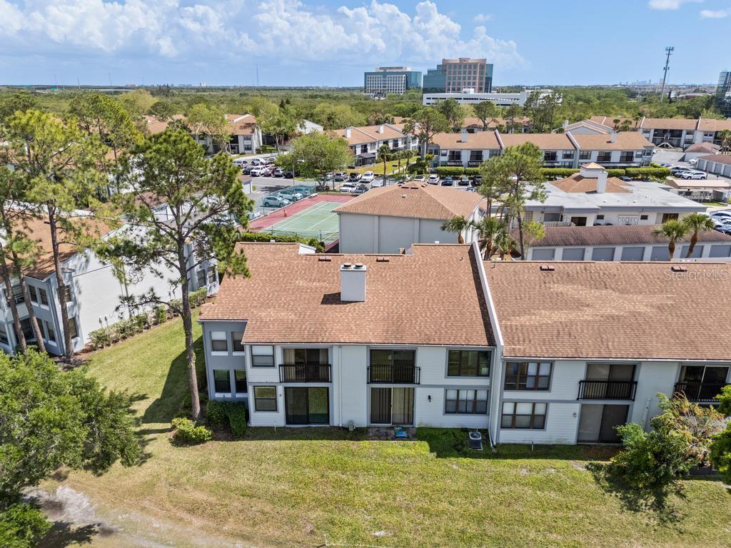 Image 48 of 49 For 2017 Skimmer Court W 416