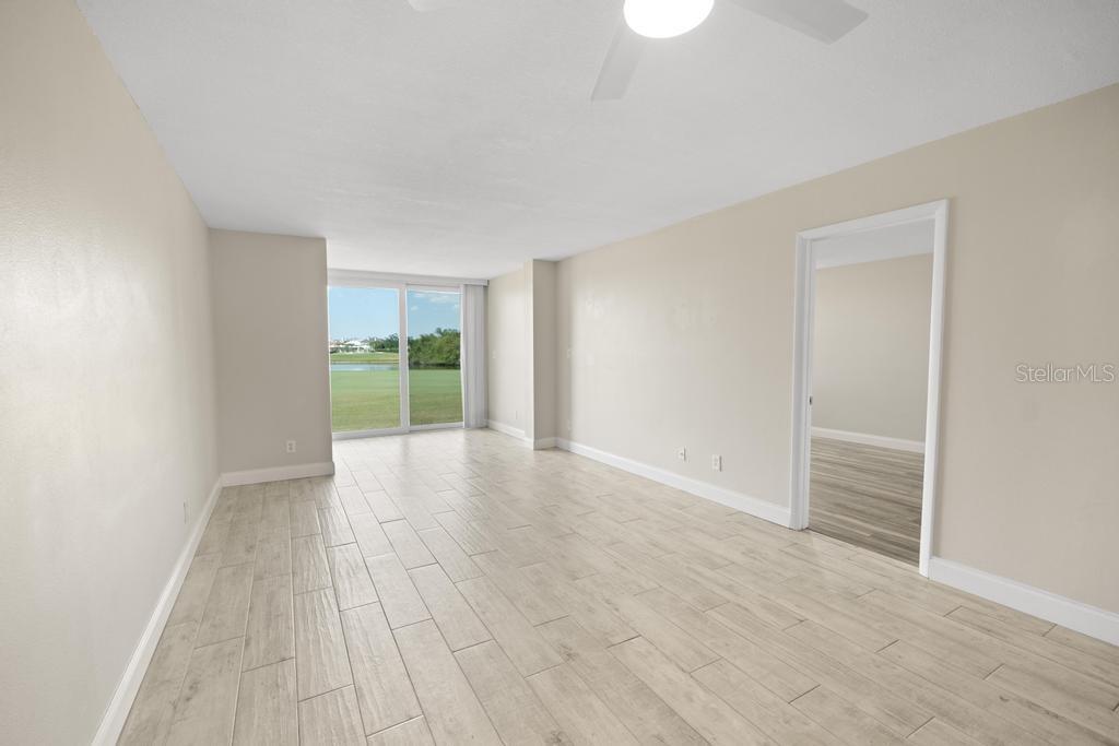 Image 9 of 49 For 2017 Skimmer Court W 416