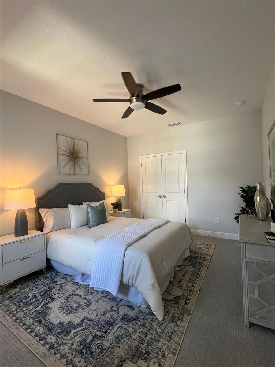 Listing photo id 7 for 7790 93rd Street N