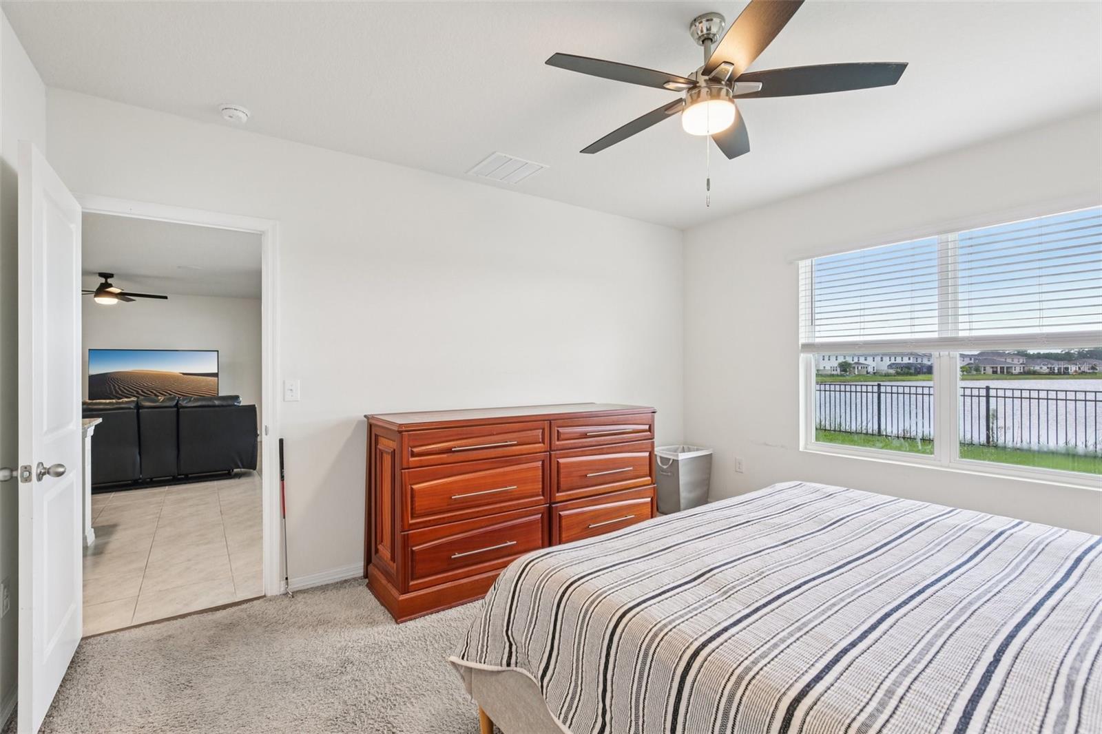 Image 16 of 32 For 15825 Mauvewood Avenue